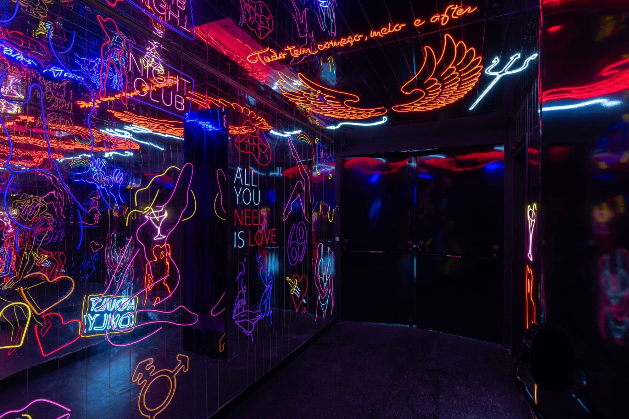 Imagem do artigo: Love Cabaret: seja voyeur por uma noite